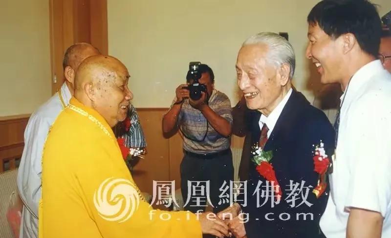 赵朴初中国佛教协会会长佛教大德中国第一任佛教协会会长圆瑛大和尚的世间高