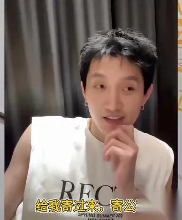 刷到那47秒视频，我手里的奶茶都凉了。不是觉得刺激，是后脖子直冒凉气——