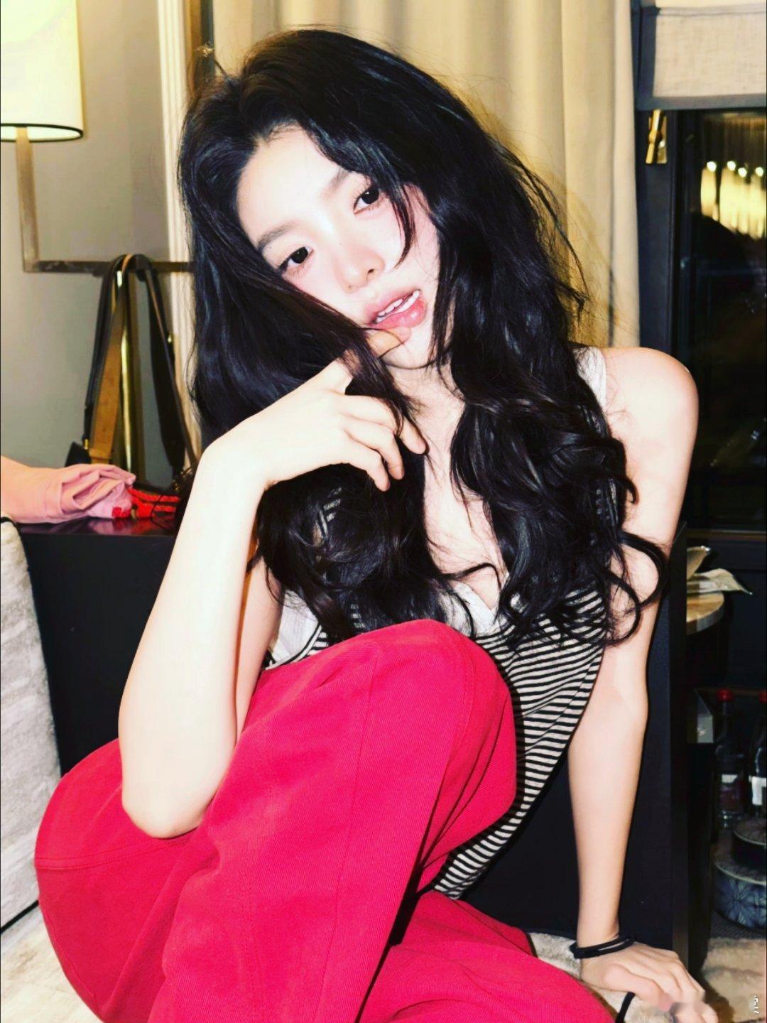 :碎片日记՞･∞･՞❤️章若楠💙💙​​​