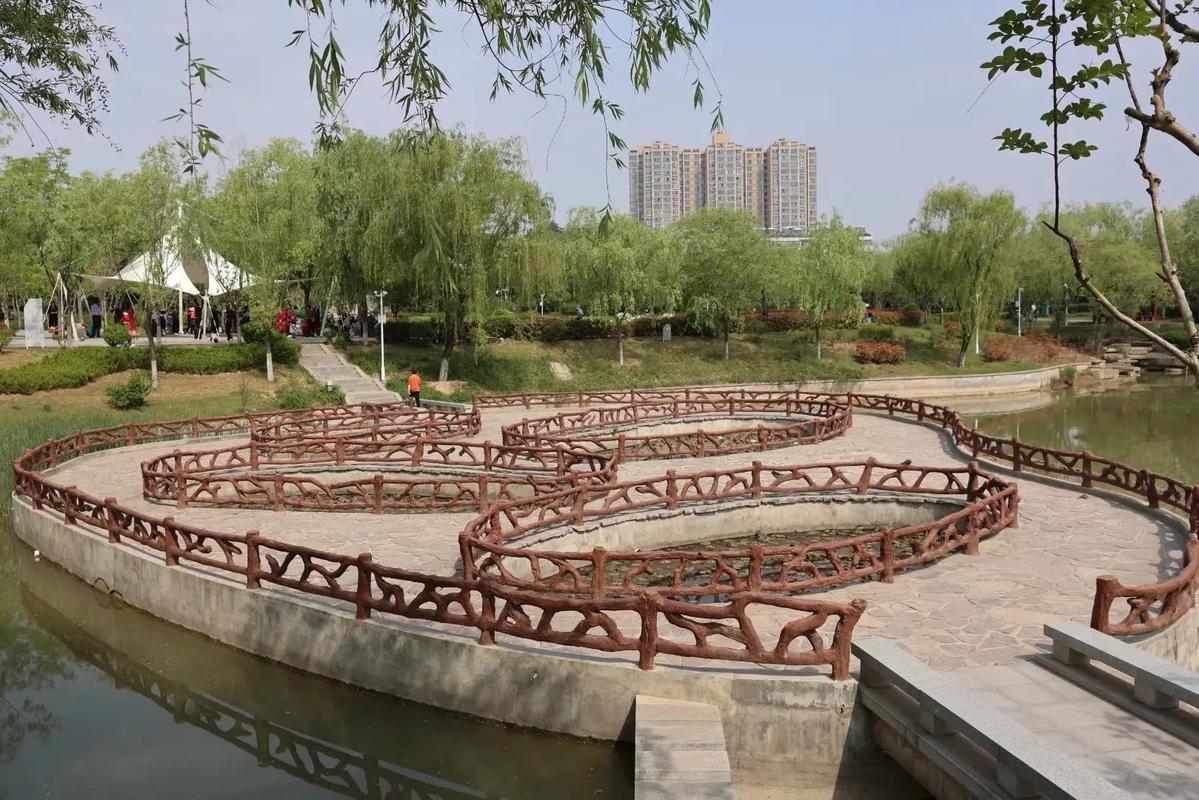 人这辈子，最贵不过心宽，最好不过心安人这一辈子，忙忙碌碌一辈子，追名逐利，