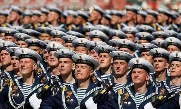 如果再打下去，俄罗斯就无法收场了！俄乌战争中，我们发现，俄罗斯经常大规模空袭，而