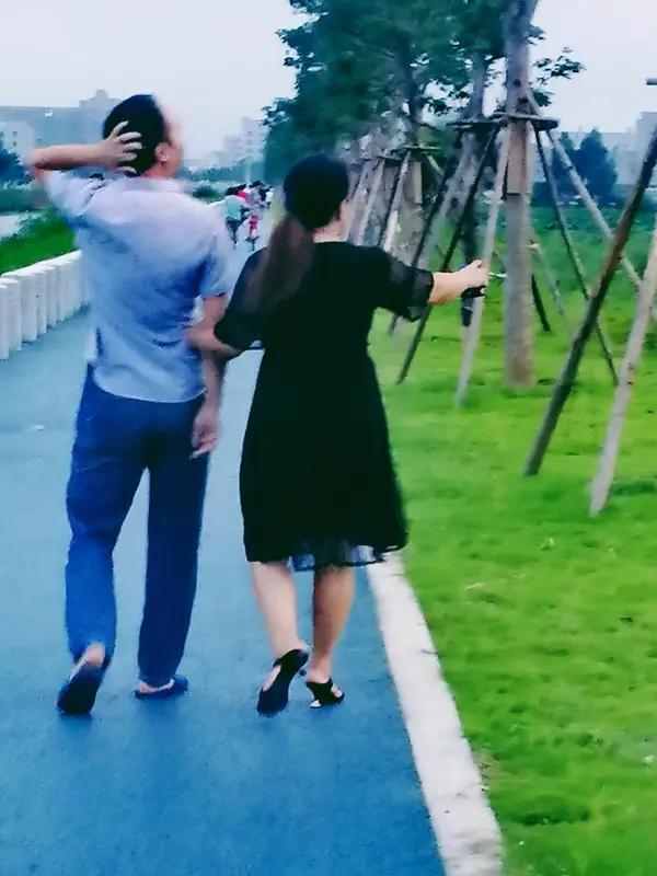 发现了一个规律！凡是结婚后，爱老婆的男人都很走运！男人不打，不骂，不使唤老婆