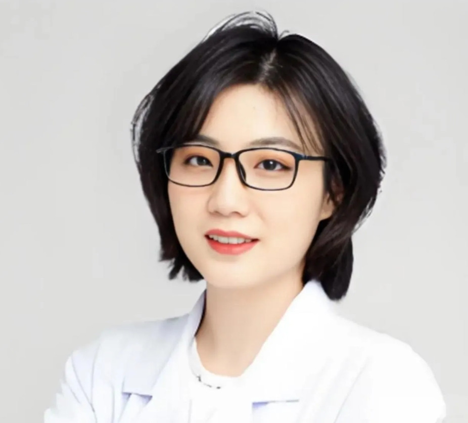 终于知道肖飞的原配谷潇雅医生为啥不顾一切举报丈夫了，找到原因后瞬间就理解了