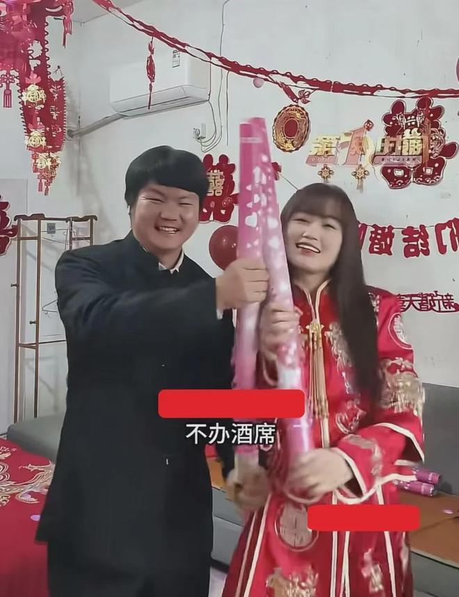 最近成都的一场婚礼在网上炸了锅，两百多万人点赞，评论区清一色的赞叹。说实话，