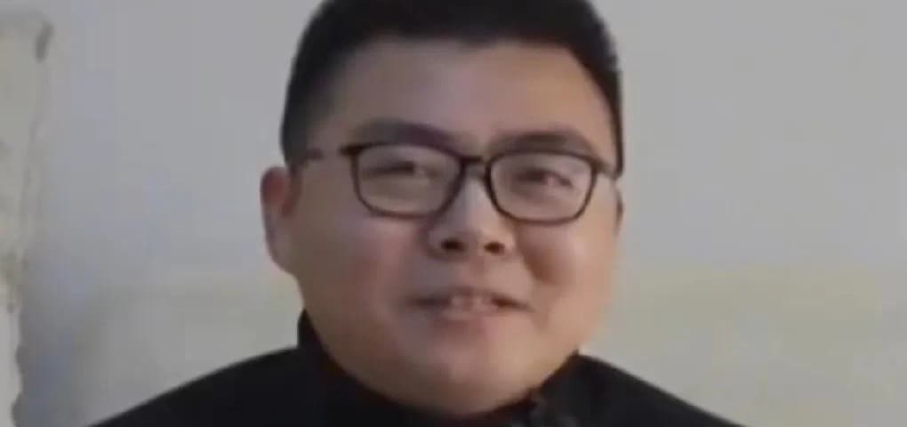 我对郭威印象是极好的。这孩子是真心的善良。二八错换人生案，经历这么久了，