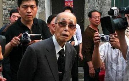 九旬日本退伍老兵松本还想打中国？被问为何执着，他说了3个原因：（阅读前请点个