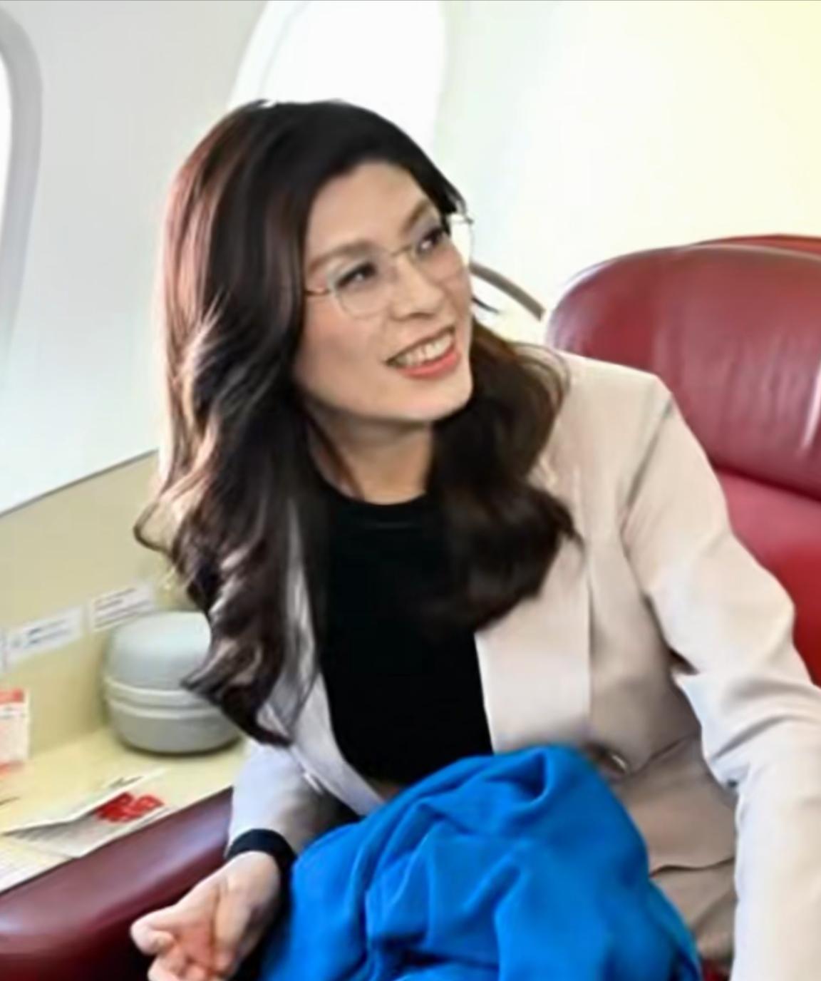 郑丽文终于见到了此行最重要的人物从4月7号中午飞抵上海开始，这三天的行程像是