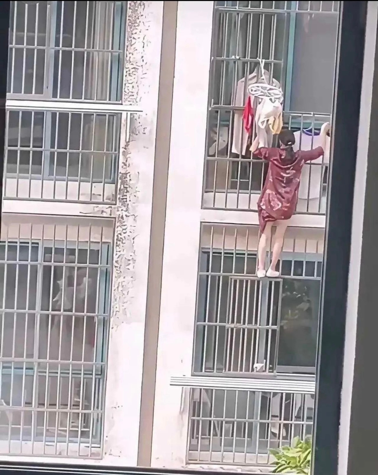 这要是在古代是要浸猪笼的吧