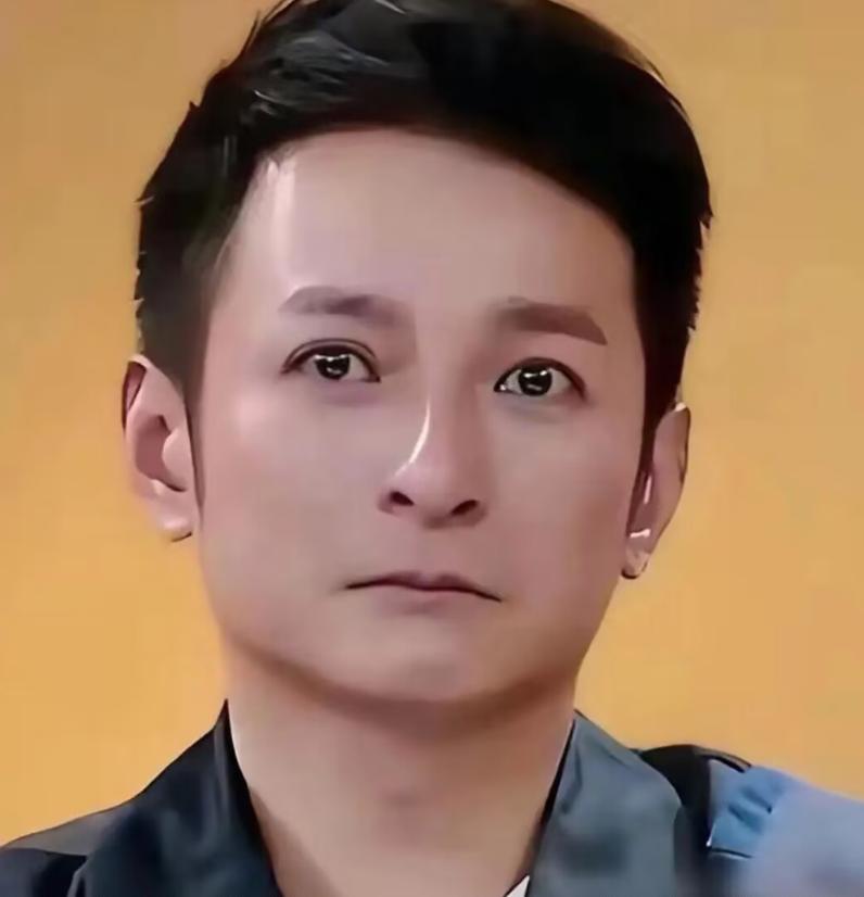 湖南台著名主持人李维嘉已经49岁了，他确实不缺钱，他有好几套房子，北京就有两套，