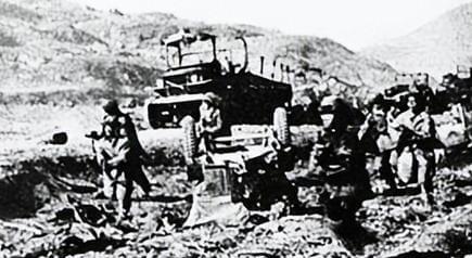 1952年，40军119师357团正在与敌军对峙。突然，一位本应该在163.3高