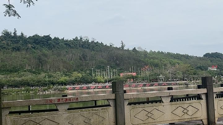 老公很好，但这不妨碍他出轨他天天回家，带孩子，和我打情骂俏，一直表演的很好，手