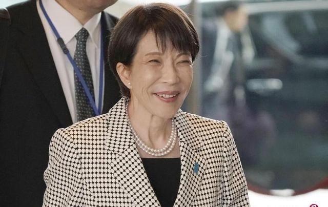 中日航班减少1292班后，日本不甘示弱：晒出了一组数据，中国全年赴日游客722万