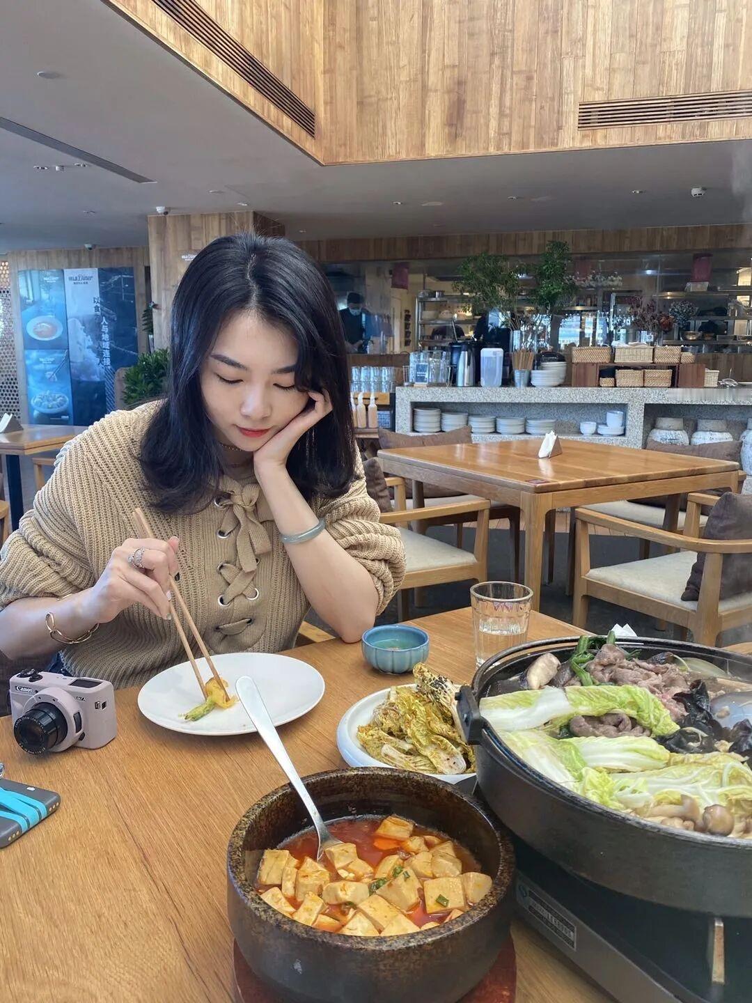 说说关于人性的4二十个实在道理，早点明白没坏处1．那些不容易很快跟人熟络的人，