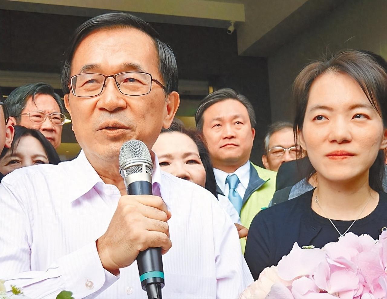 民进党前“立委”高嘉瑜在台媒节目《新闻大白话》上表示，陈水扁的女儿陈幸妤就是一个
