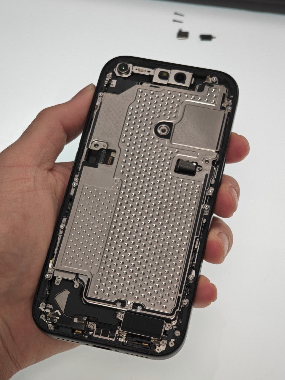 iPhone18Pro这代感知最强的升级：手机发烫没以前那么明显，大面积的不