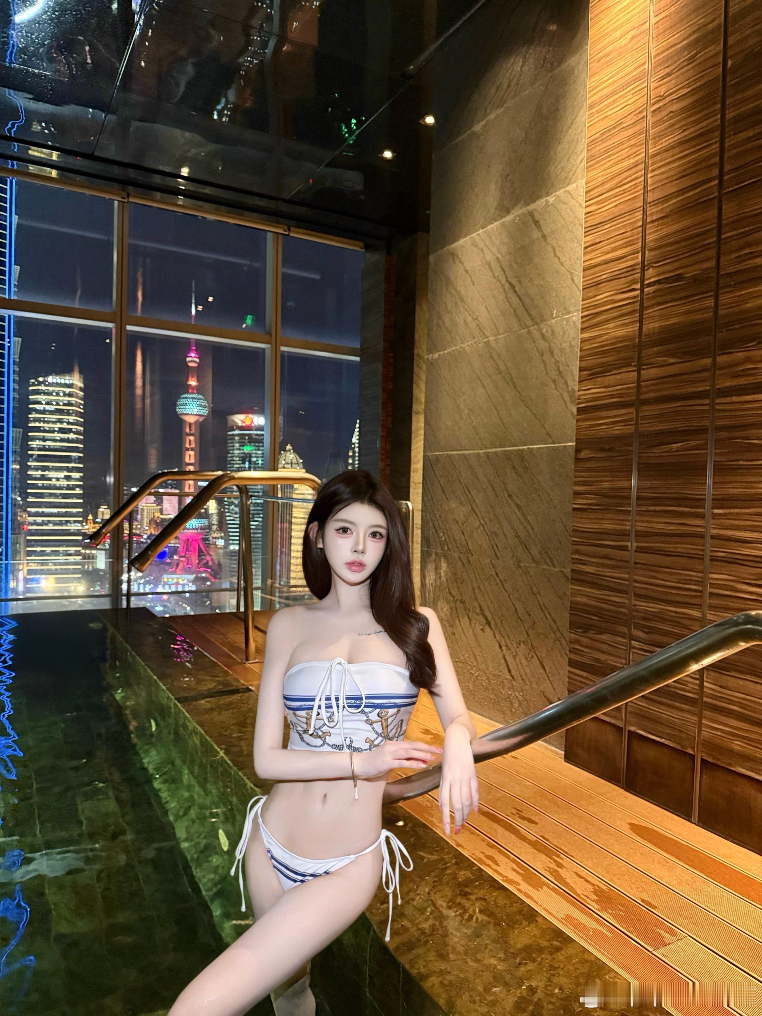 看我不爽那就看着我爽你的女友已上线​​​