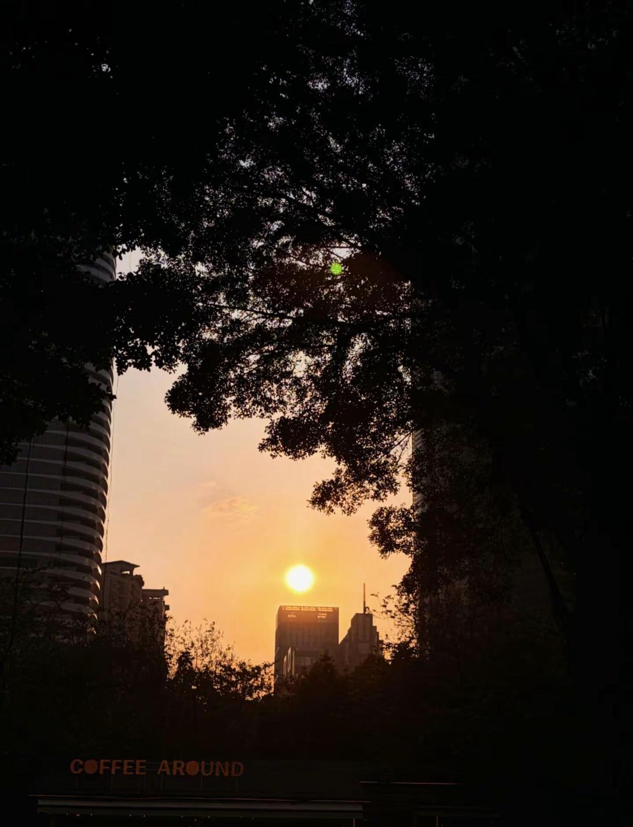 导游圈里口耳相传着一句行话：带团带到身心俱疲的时候，一定要去带个广东团。这话没有