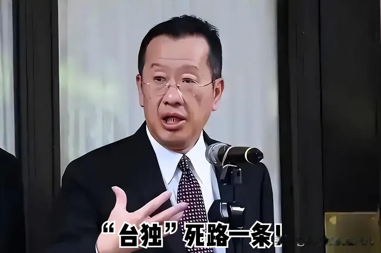 新加坡《联合早报》近日披露的消息，在岛内舆论场砸出不小的声响。台军方敲定，从今年