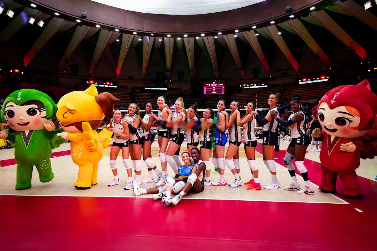 【赛果】2025年女排世锦赛1/8决赛第二比赛日赛果意大利🇮🇹3-0🇩🇪
