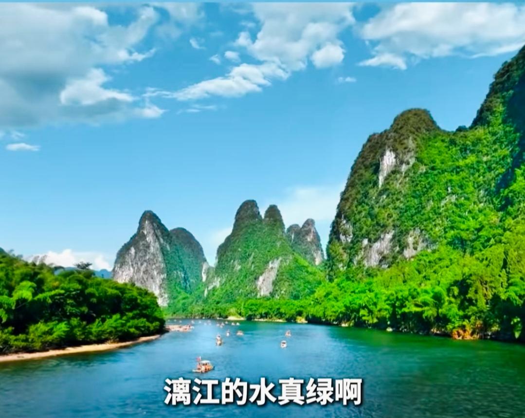 家乡美:漓江碧水如镜，青山倒影如画！