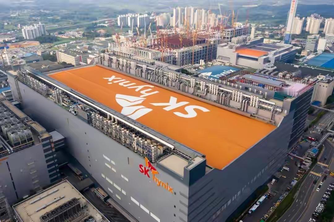 美国:外企都不准在中国扩产!海力士:重启大连厂!中国给的你给不了美国官