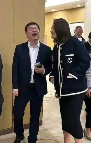 亲叔说宗馥莉结婚消息是真的！还有比他三叔更会拆台的人吗？他是一点儿都不装啊！意图