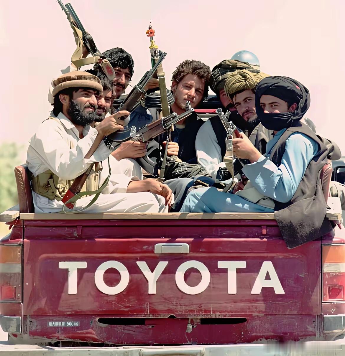 TOYOTA年度最佳广告代言！来自全球各地叛军的实战认证，组个Toyota车队能