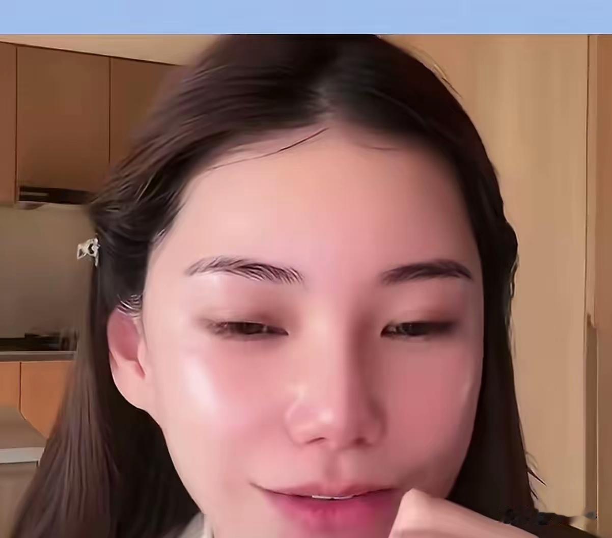 马筱梅高调示好张兰，一句话暗藏深意，网友看破真实套路近期马筱梅主动晒出张兰