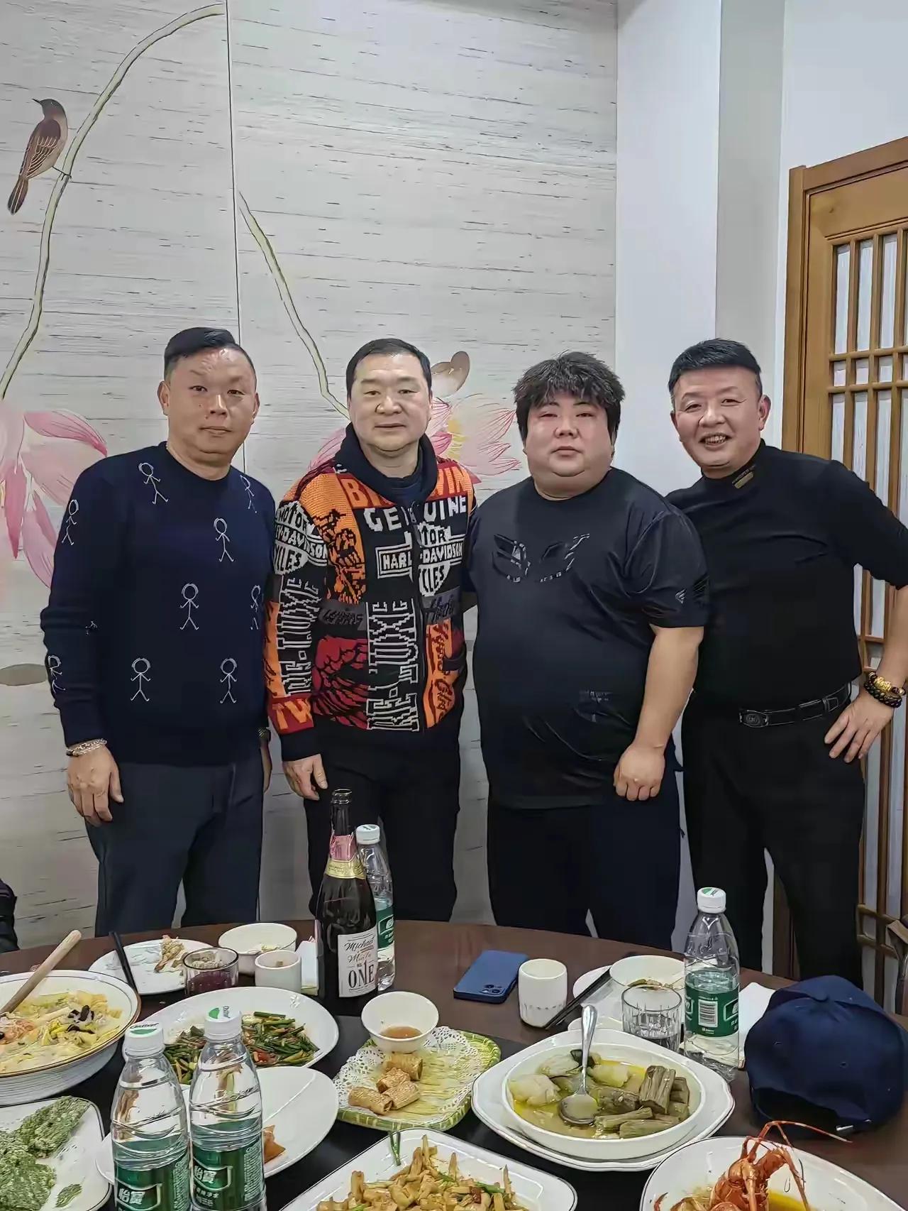 刘军胖了张勇还可以👌