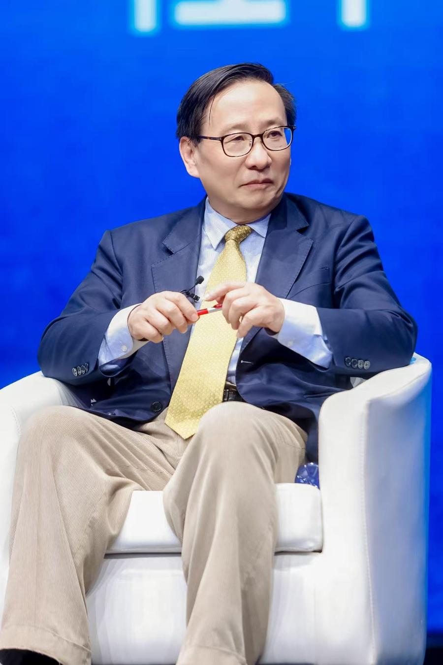 祖国统一这件事，高志凯博士出的这招，够台独分子胆寒的，他早前建议，在台湾岛以东几