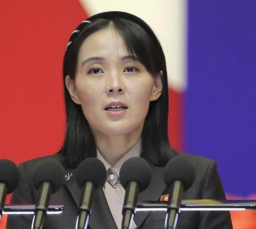 🌛中国果然没看错朝鲜，48小时内金正恩妹妹2次通告全球，美韩再败。信源
