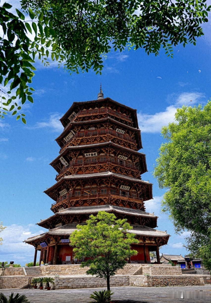 山西古建多到数不清，但真正全世界找不到第二座的，只有这八处。它们不是因为漂亮才牛