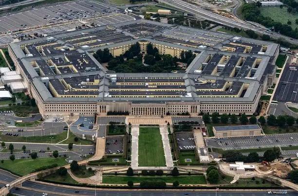 4月24号，一名不愿透露姓名的美国官员偷偷透露，五角大楼内部有封邮件，里面写满了