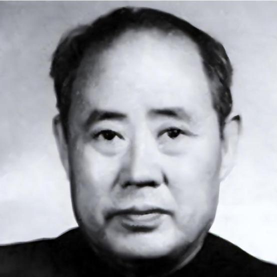 傅作义原本拟授上将，伟人没点头，最终周总理亲自找傅说明原因。1955年，新中国进