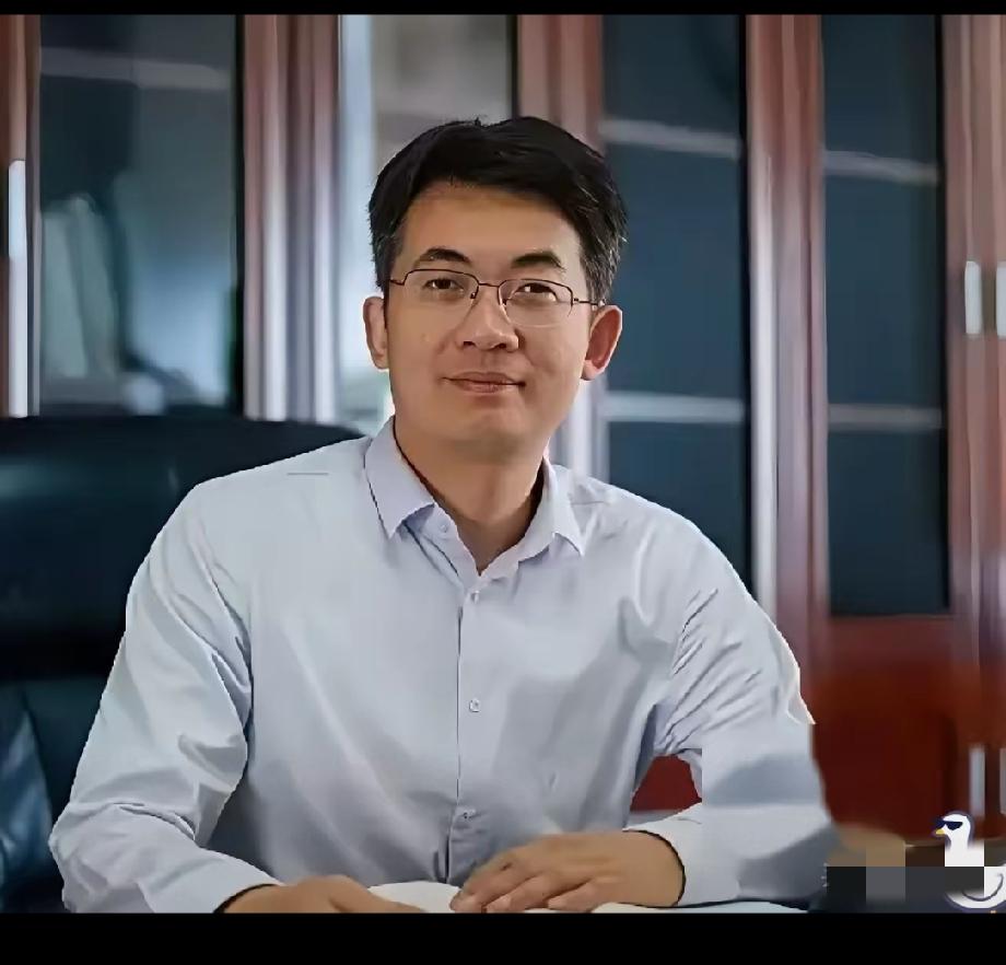 付磊去安大当副校长这事，我第一反应是：这人胆子真大。付磊，47岁，武汉大学化