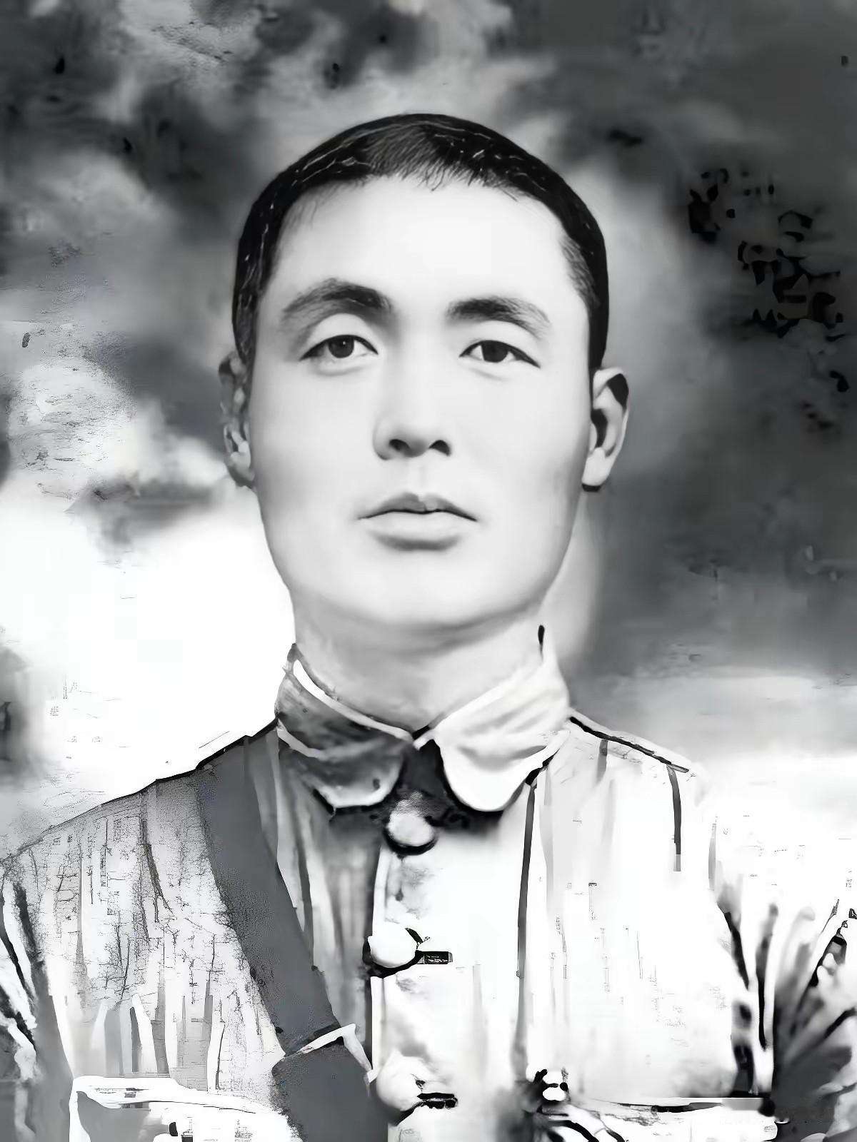 红军史上有一位极度悲壮的名将，常年被大众遗忘。他与彭德怀军团长同级，十大元帅之一