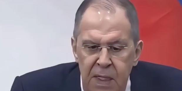 伊朗终于拿到新战机了！不是网上传的48架，是首批16架，其中12架