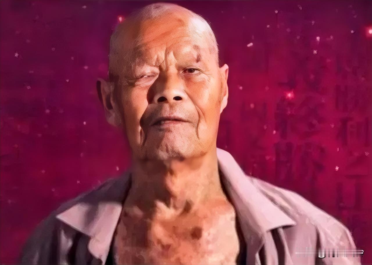 1956年，35岁农民咳嗽10年，竟拒绝就医，一天，他突然用力咳嗽，“哇”的一声