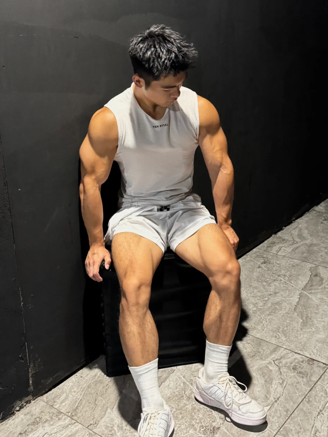 谈一个肌肉男