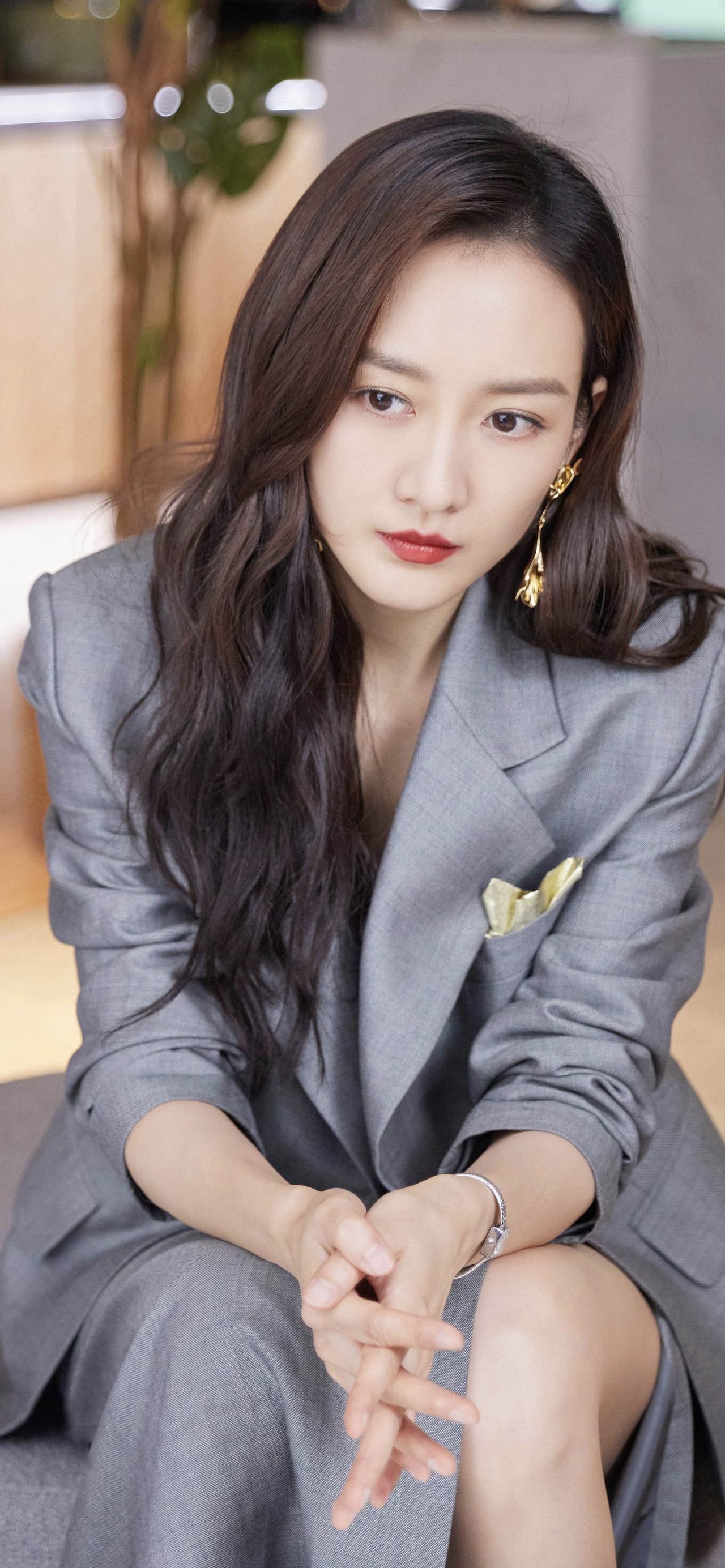 美女壁纸-第6109期-王鸥