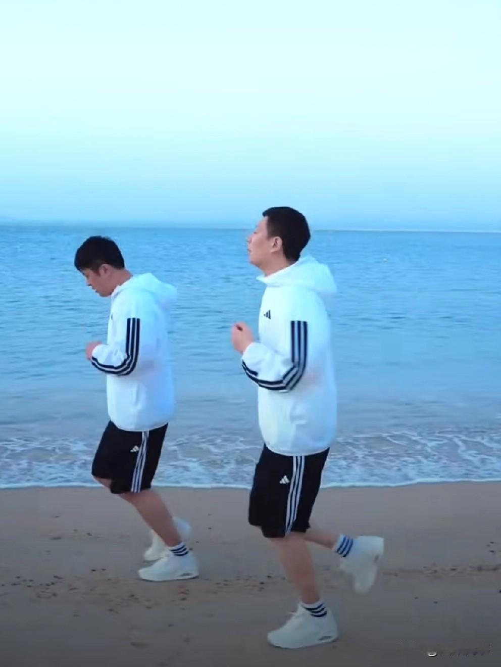 辛巴久违露脸出镜，重磅公布新加入“辛选”大咖身份！ 正