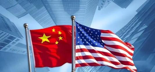 风向变了！中国和美国之间的GDP差距，又开始重新收窄了。2021年，中国GDP一