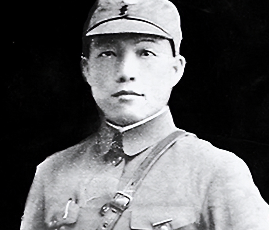 1941年底，蒋介石给李玉堂打电话：“你是不是李玉堂？是不是黄埔一期生？”李玉堂