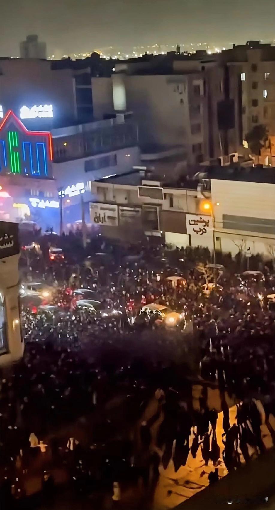 1月10日上午的最新消息，速报，全都不容错过，第八条：多国取消赴伊航班，伊朗局势