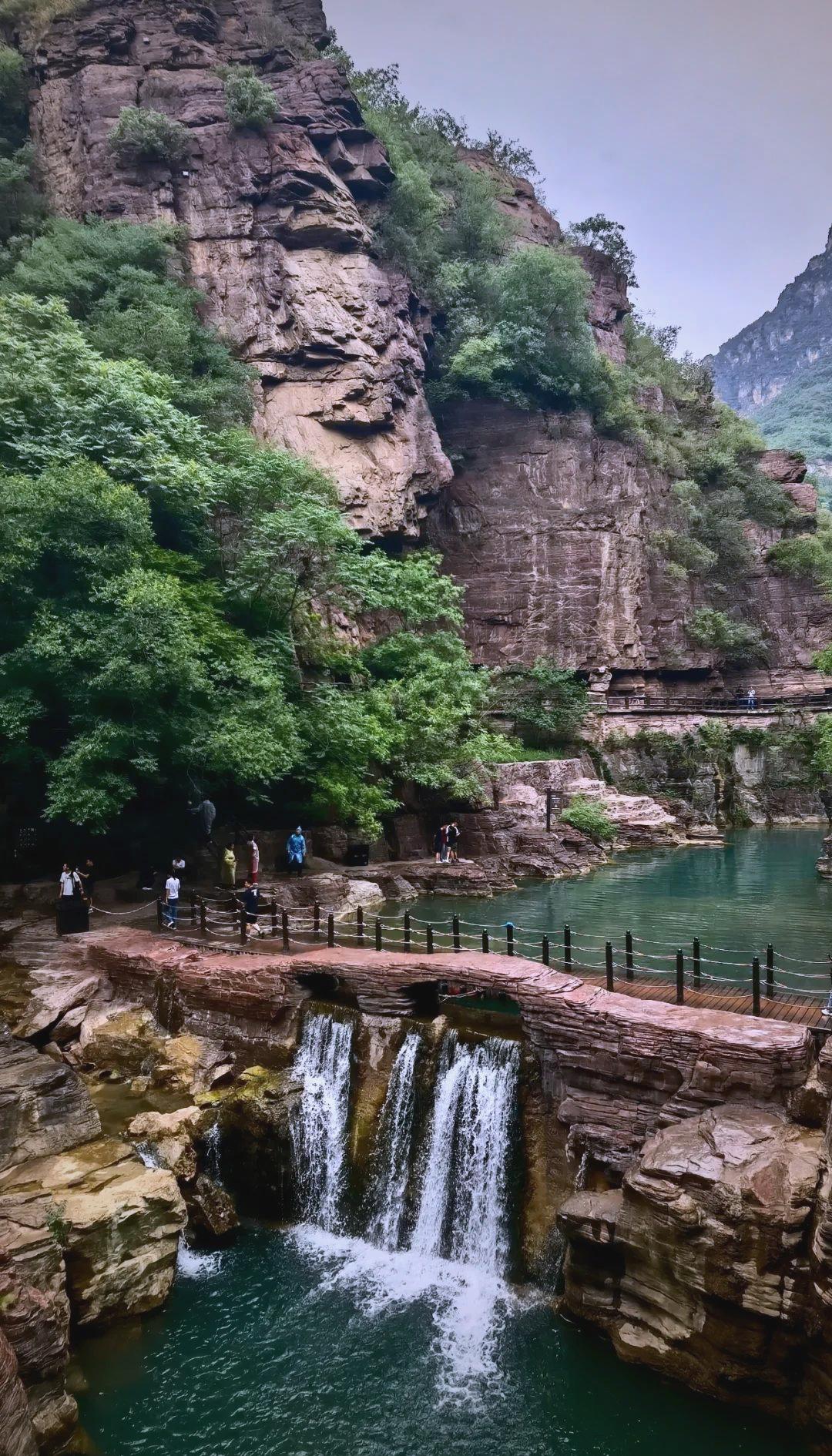 秋日生活打卡季秋日生活打卡季说走就走冲了河南焦作的云台山，才发现秋日的太行余