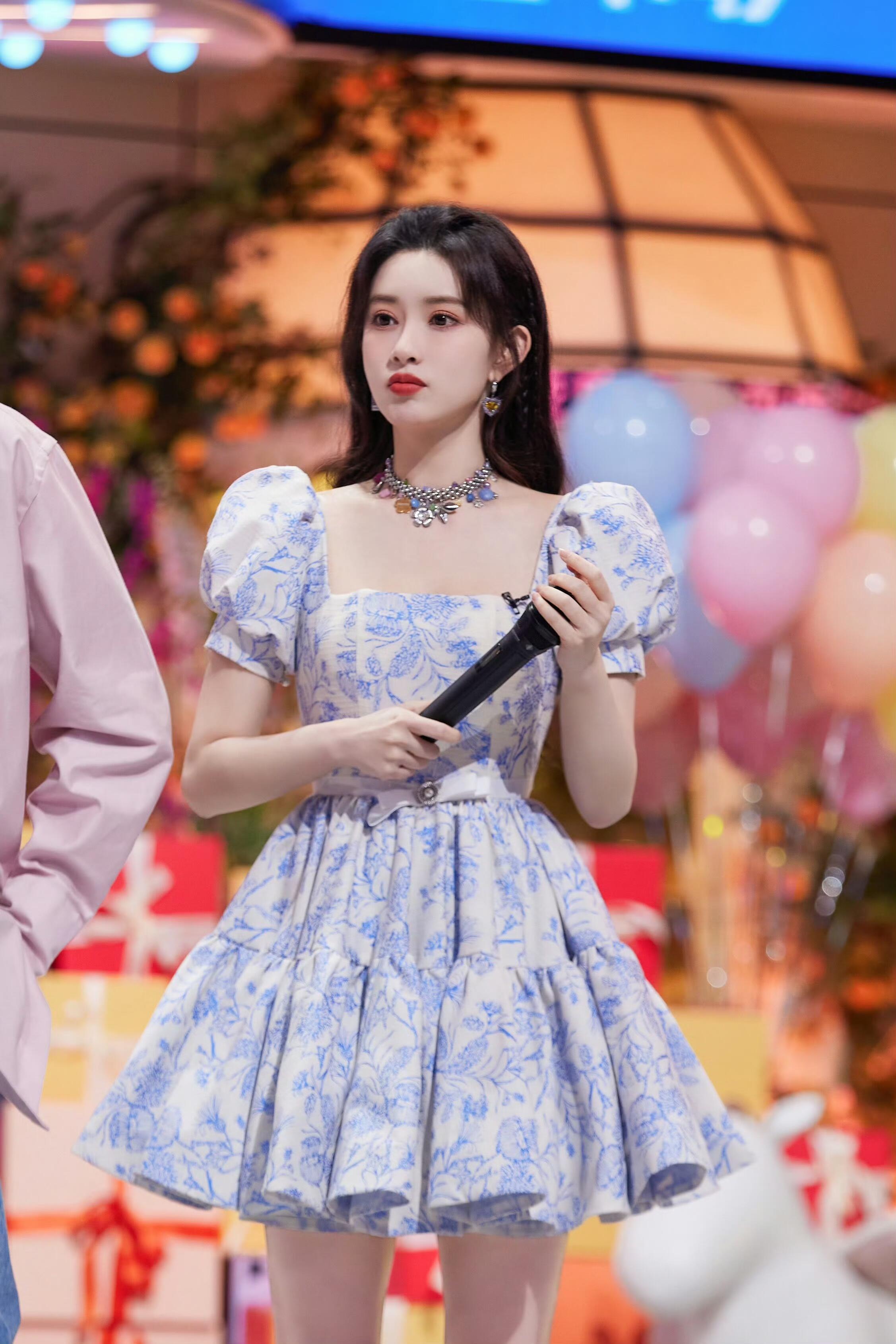 孟子义好六ccd孟子义好六常驻首张ccd啊啊啊啊啊终于等到姐姐常驻好六啦！！姐姐