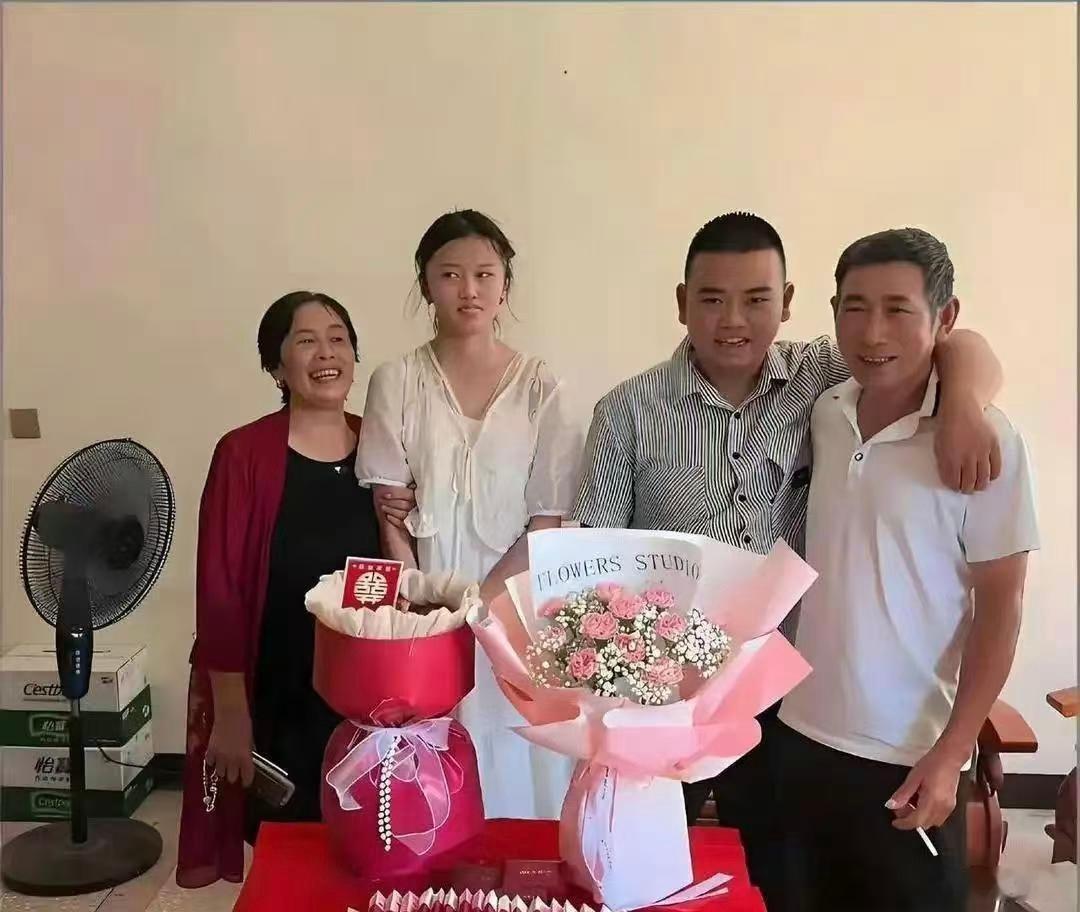以后这样的订婚，只会越来越多