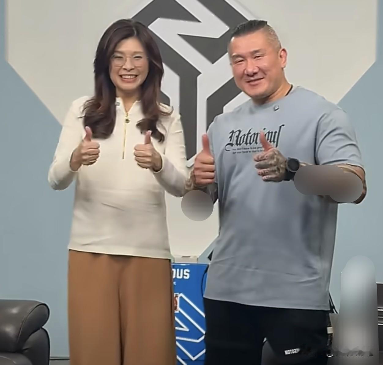 没想到郑丽文上馆长的节目，居然专门向大陆观众问好。郑丽文16日晚上居然上了馆