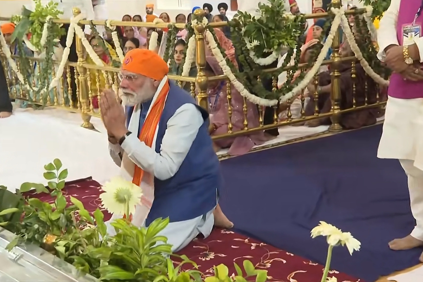 莫迪带领的印度真应了中国一句老话：上有所好，下必甚焉。因为靠操弄民粹和推崇印度