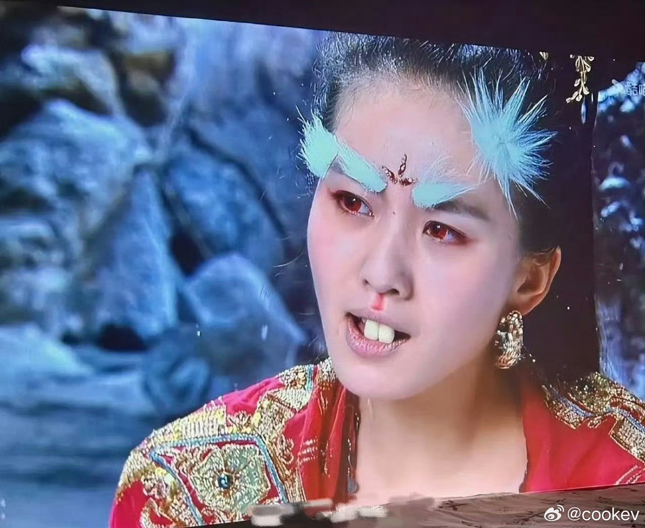 胡歌刘诗诗当年轩辕剑的造型，现在真没几个演员敢挑战也就仗着刘诗诗和胡歌颜值高乱